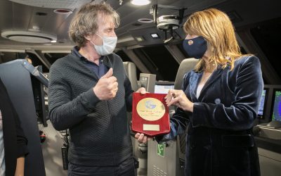 Pilar Miranda visita el ‘fast ferry Eleanor Roosevelt’ de Baleària en escala técnica en el Muelle Sur para hacer ‘bunkering’ de GNL