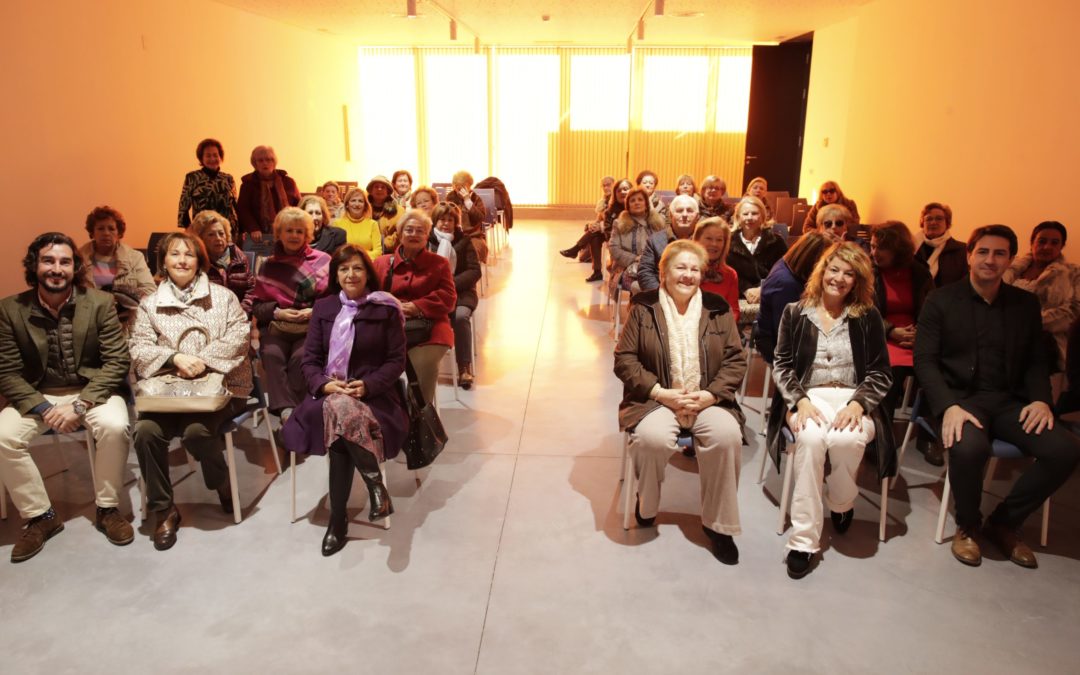 El Puerto recibe la visita de la Asociación de Amas de Casa, Consumidores y Usuarios “Virgen de la Cinta”